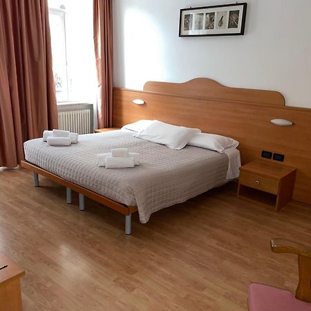 Hotel Vittoria Roncegno Extérieur photo