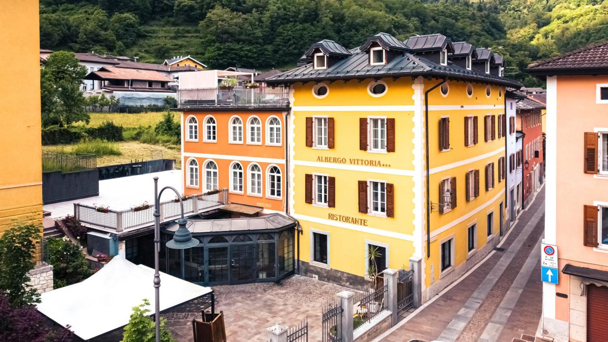 Hotel Vittoria Roncegno Extérieur photo